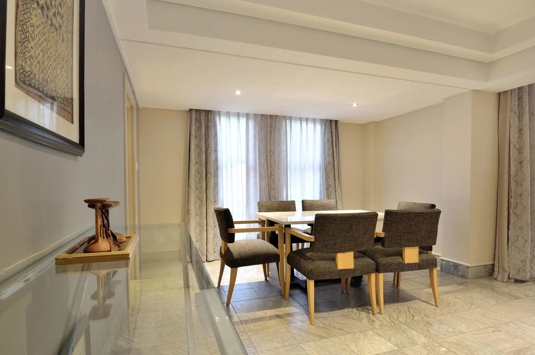 Room gallery image 1.