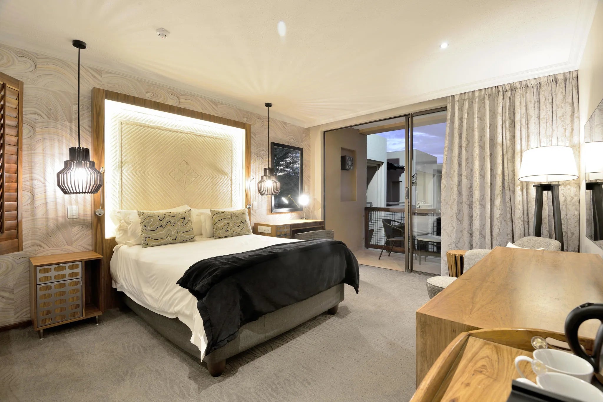 Room gallery image 1.