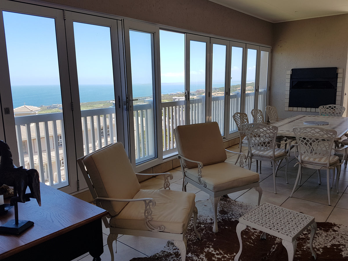 Pinnacle Point Golf Estate Holiday Villa