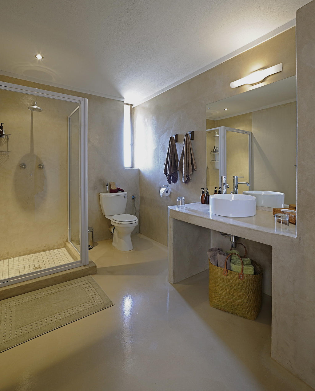 Standard / Loft Room gallery image 1