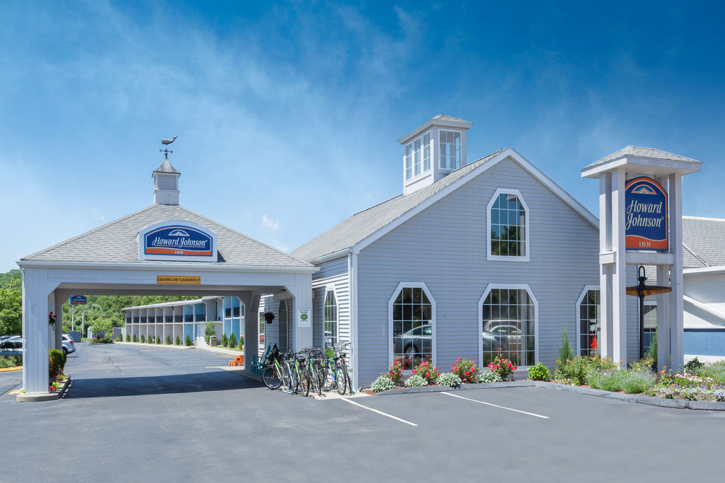 Howard Johnson Inn Mystic