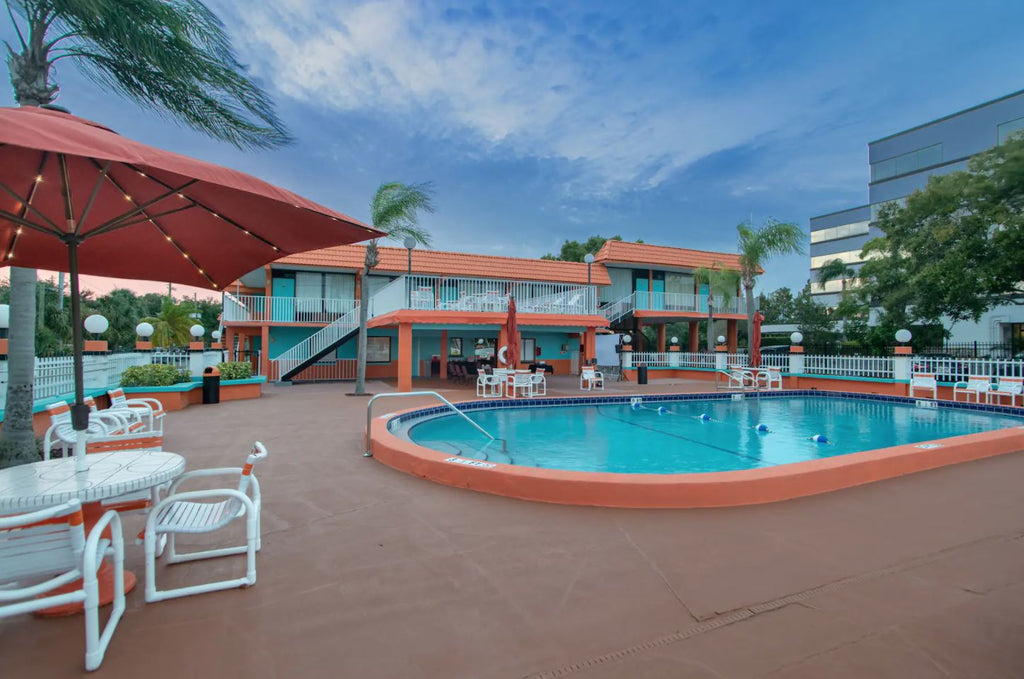 Howard Johnson by Wyndham Clearwater FL