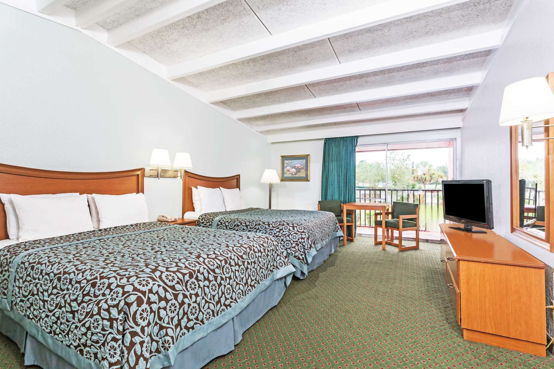 Days Inn by Wyndham Perry