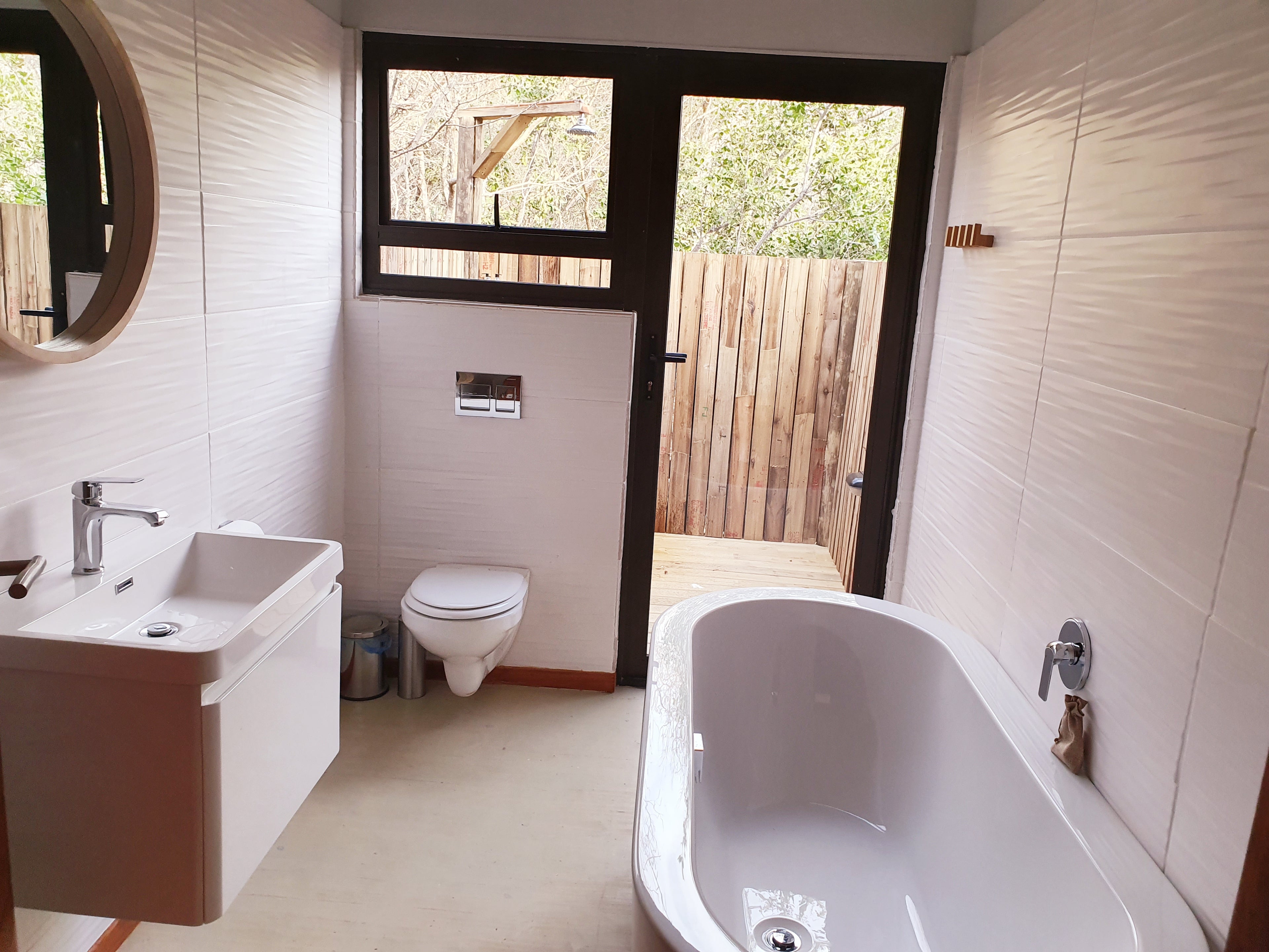 Family Tented Suite Bathroom