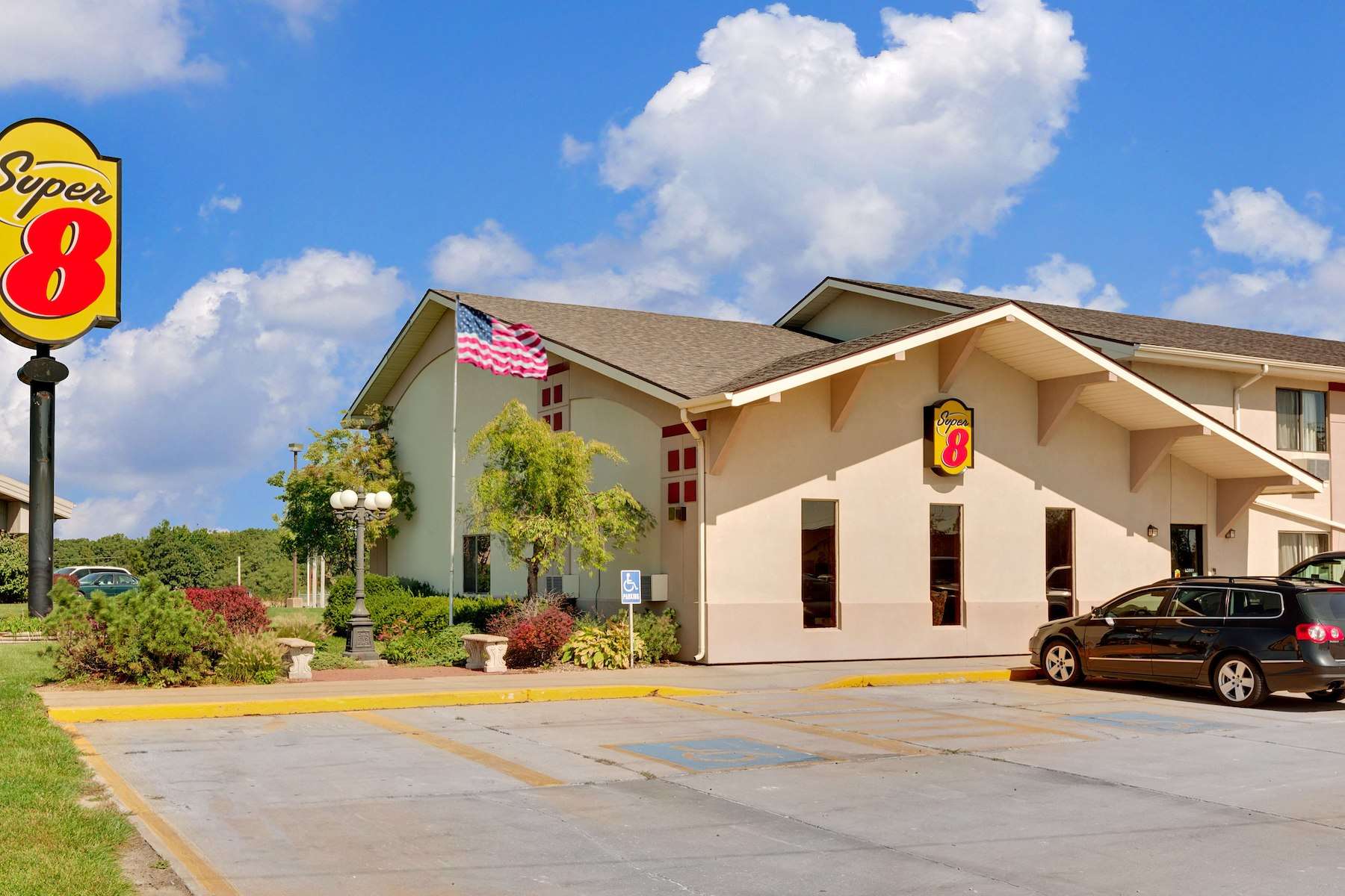 Super 8 by Wyndham Keokuk
