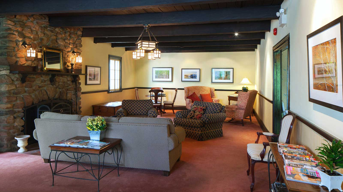 Sir Sam's Inn and Spa