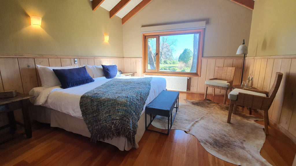 Exploradores Rooms