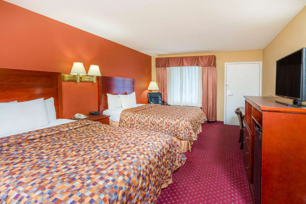 Days Inn by Wyndham St Robert Waynesville Ft Leonard Wood