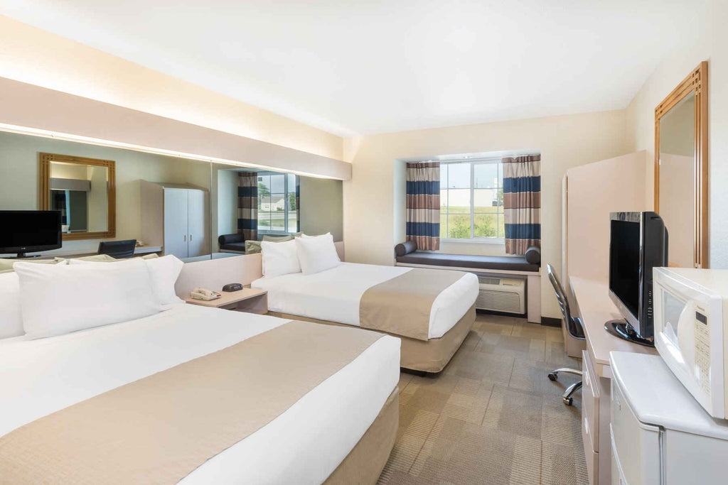 Microtel Inn and Suites by Wyndham Sainte Genevieve