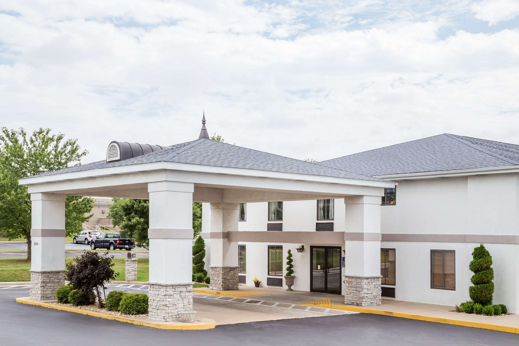 Days Inn by Wyndham Battlefield Rd Hwy 65