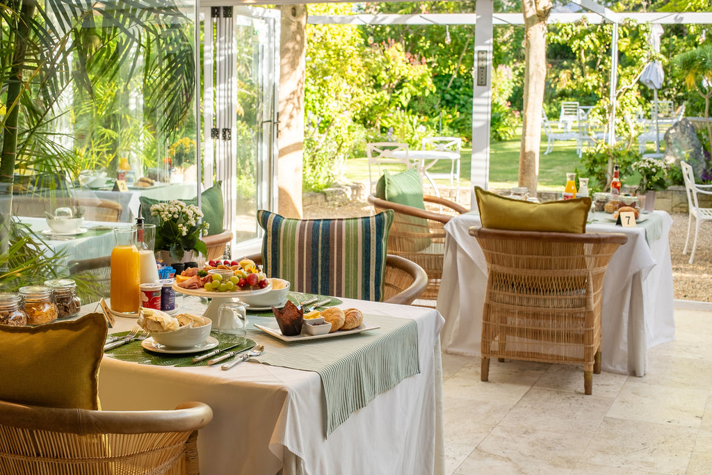 Breakfast Room