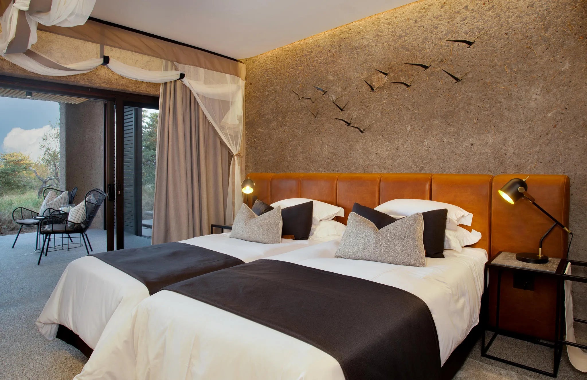 Room gallery image 6.
