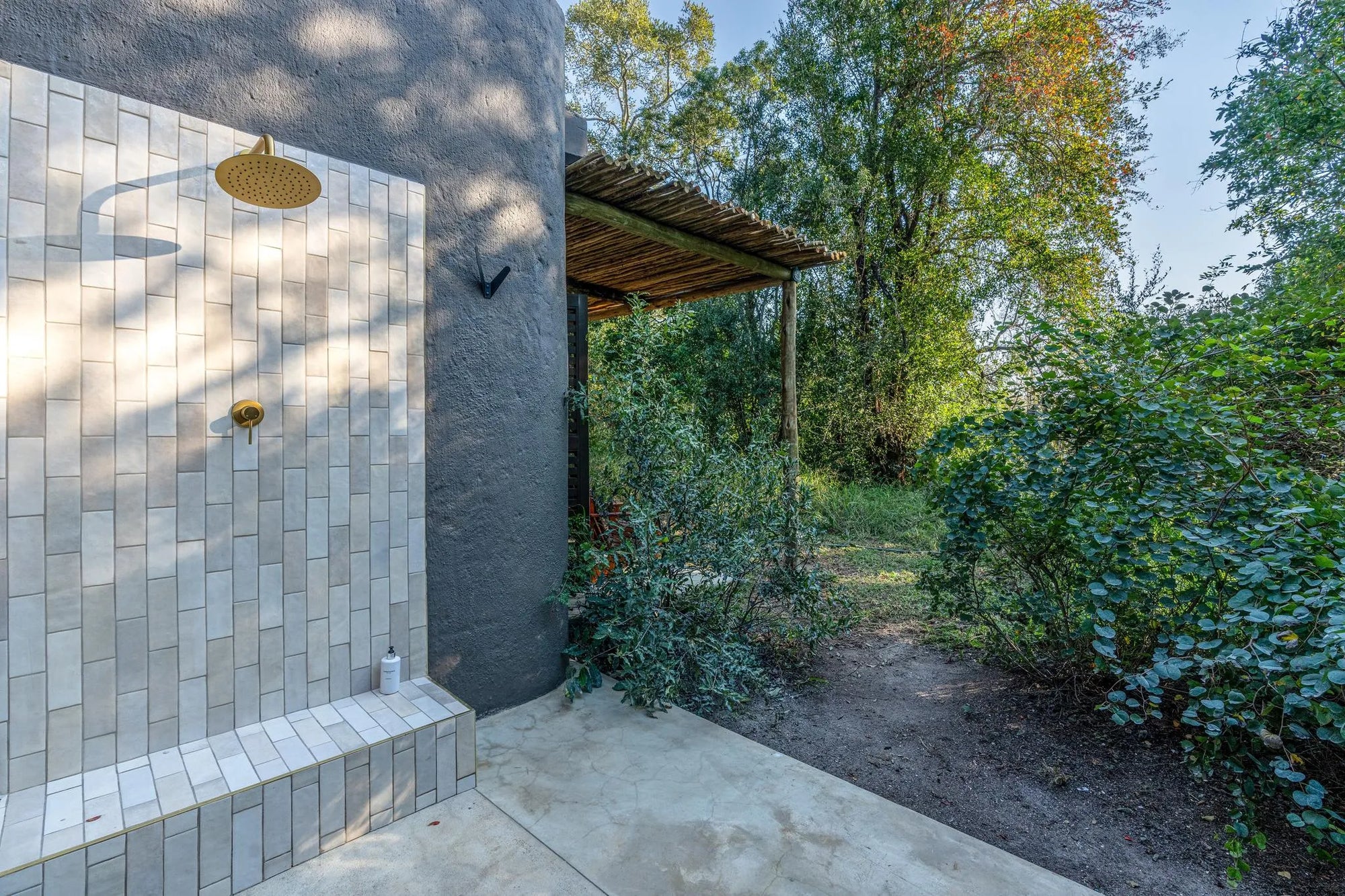 Luxury Suite Outdoor Shower at Sabi Sabi Bush Lodge, Sabi Sand Nature Reserve, South Africa.