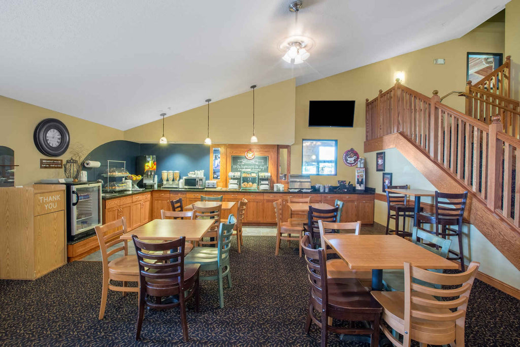 AmericInn by Wyndham Lincoln South
