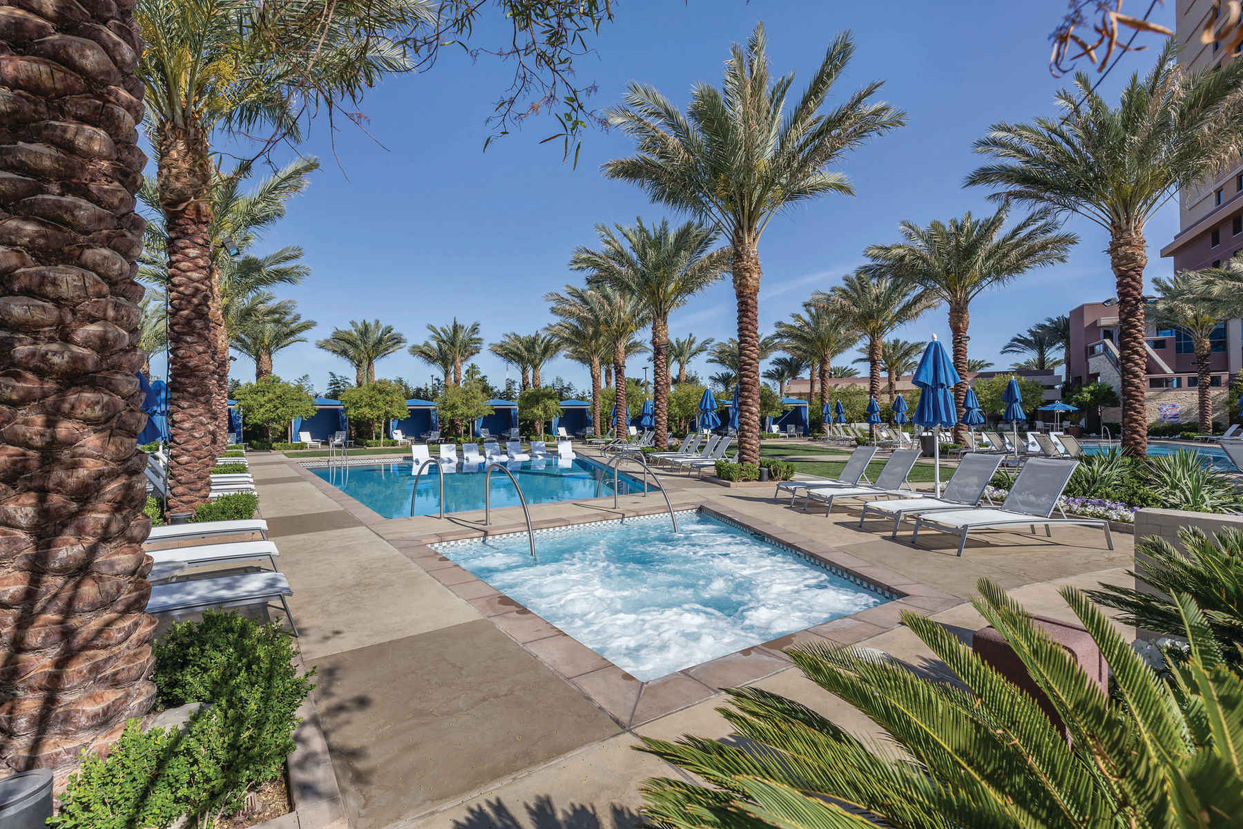 Wyndham Desert Blue