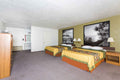 Super 8 by Wyndham Wells