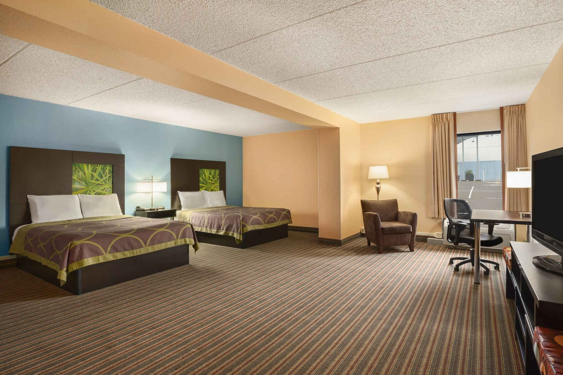 Super 8 by Wyndham Mount Laurel