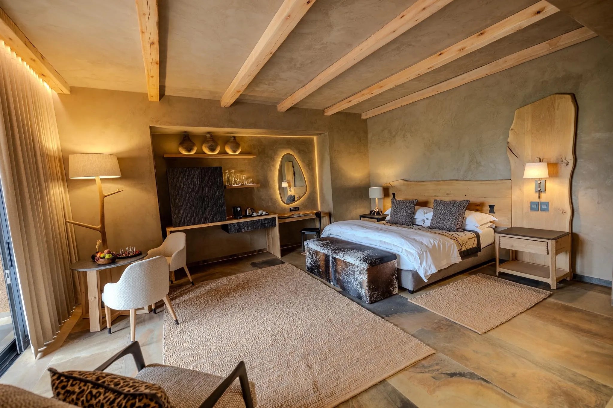Room gallery image 1.