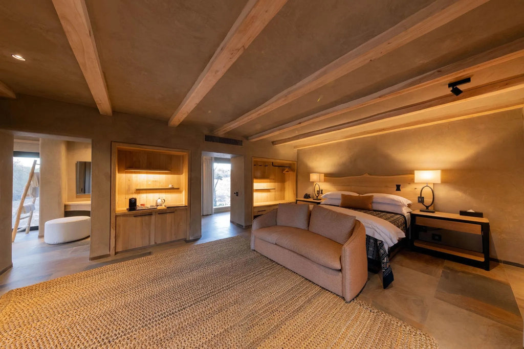 Room gallery image 1.