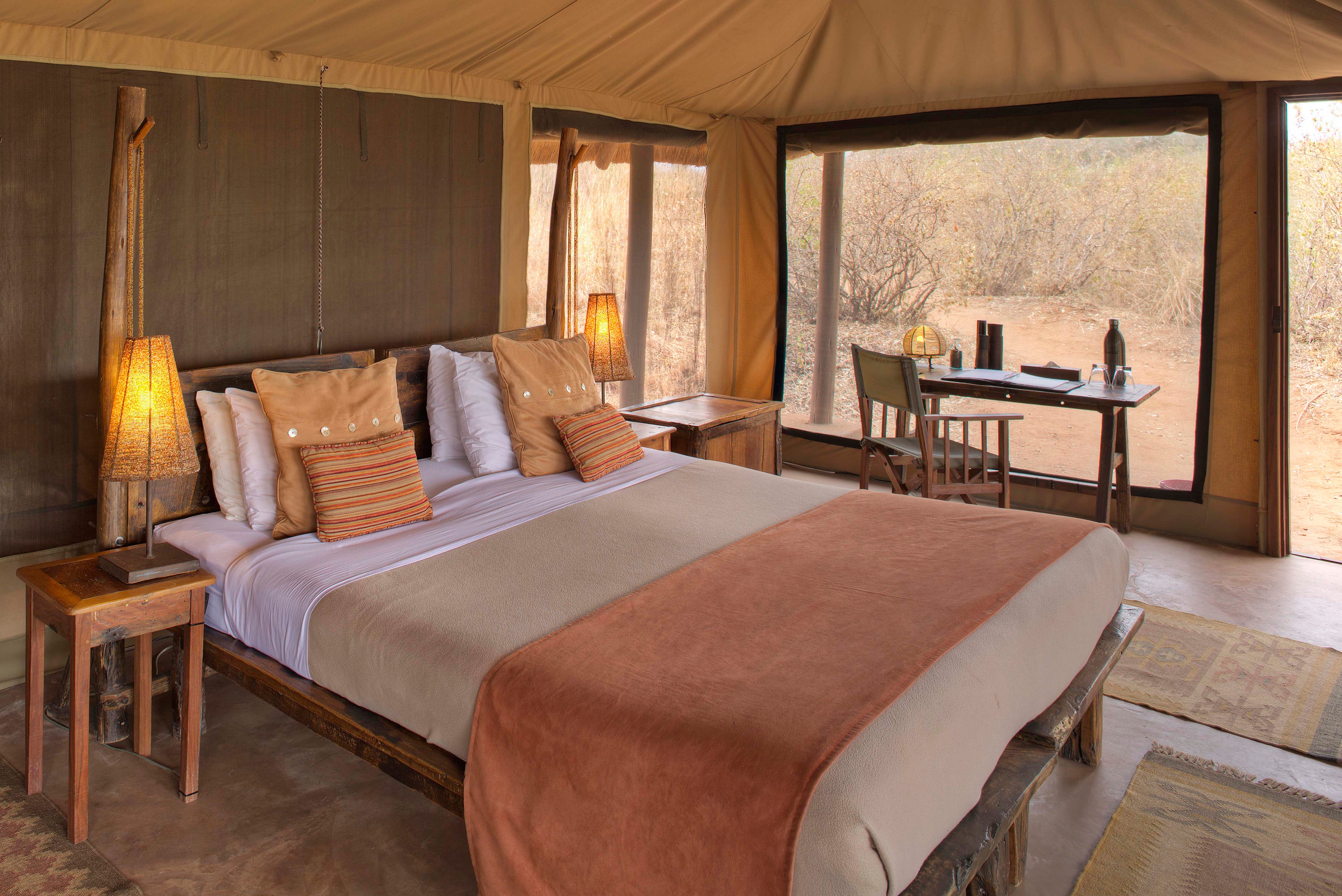Oliver's Camp - Guest tent bedroom