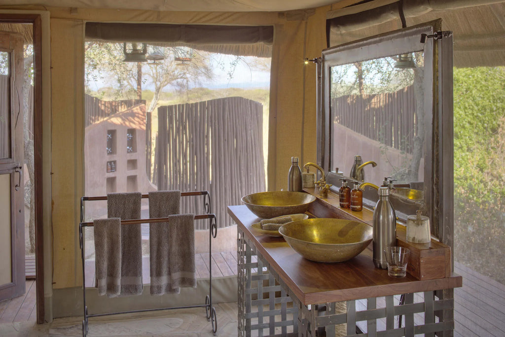 Oliver's Camp - Double vanity at Oliver's Camp, Tarangire National Park, Tanzania.
