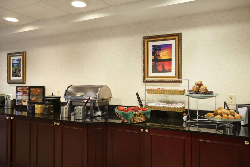 Wingate by Wyndham Lake George