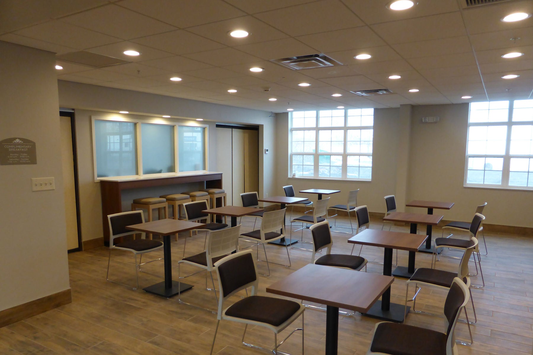 Microtel Inn & Suites by Wyndham Niagara Falls