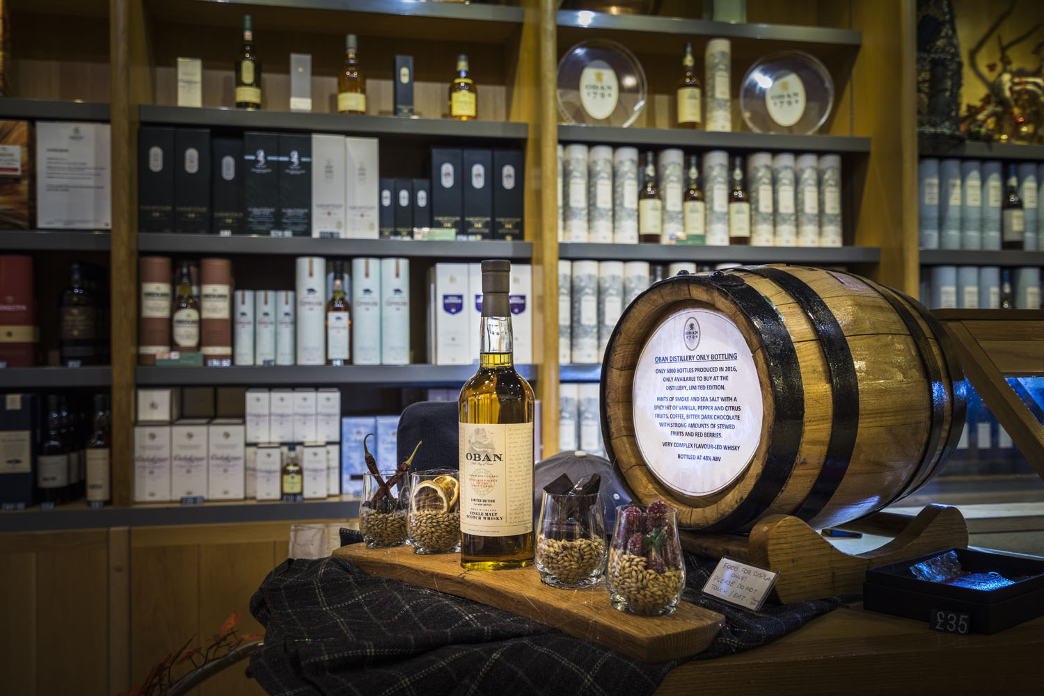 Oban Distillery - gift shop
