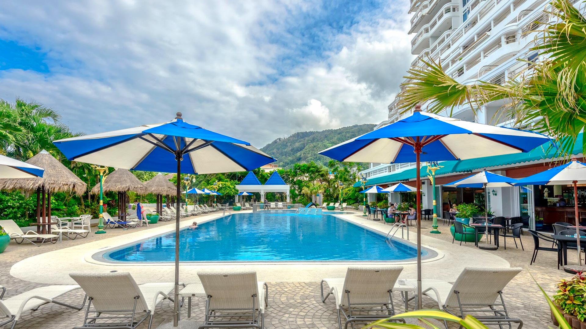 Andaman Beach Suites Hotel
