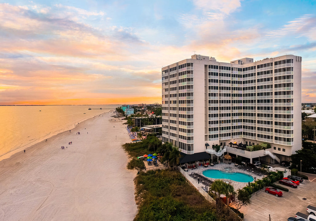 DiamondHead Beach Resort