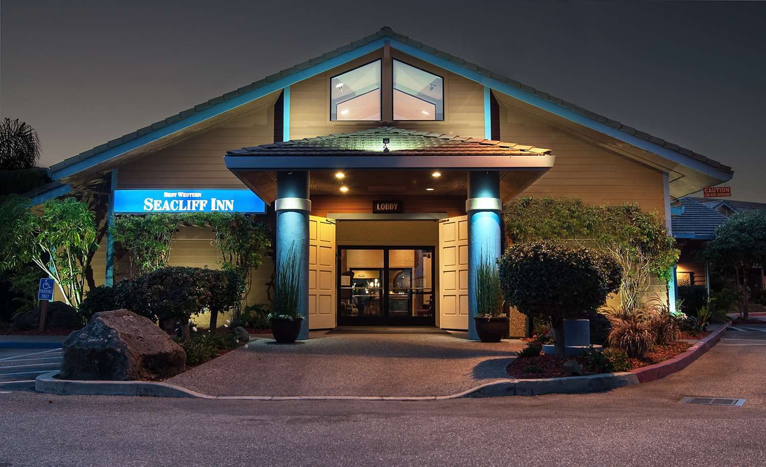 Best Western Seacliff Inn