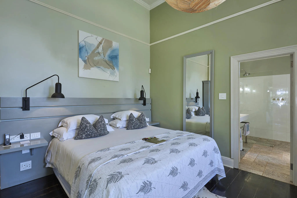 Room gallery image 2.