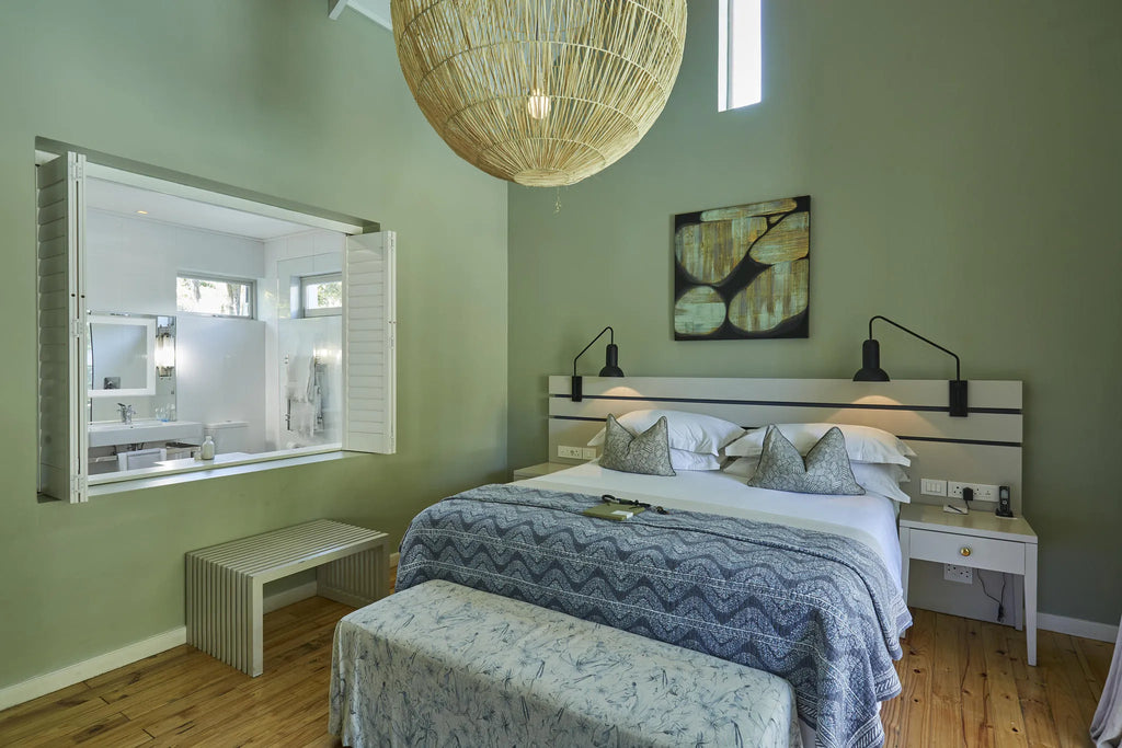 Room gallery image 1.