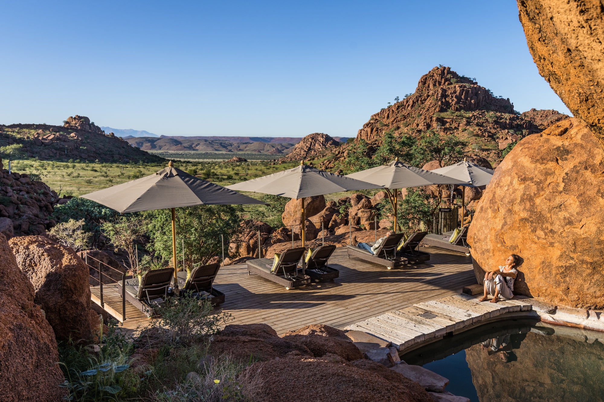 Mowani Mountain Camp Swimming Pool & View
