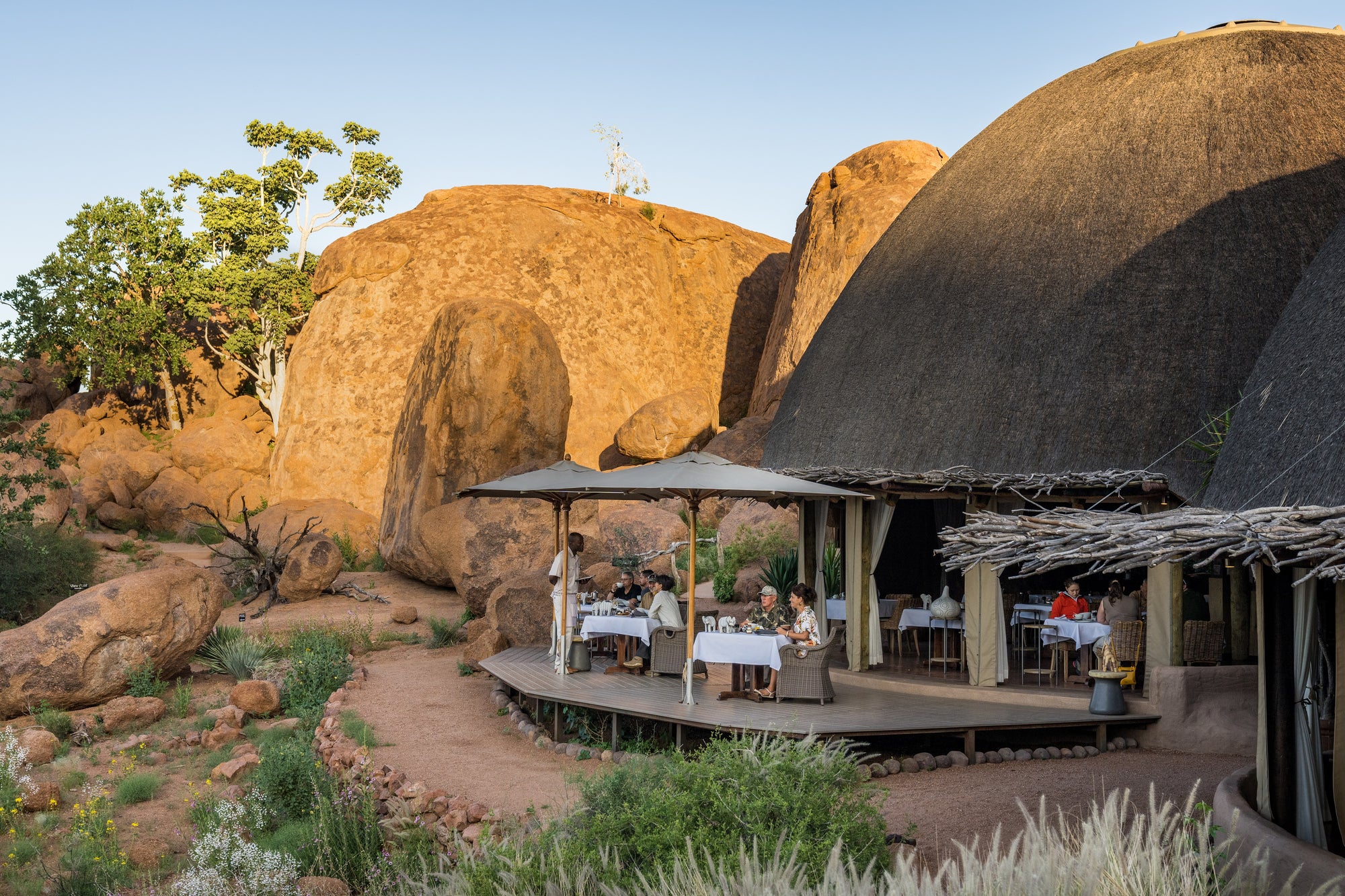 Mowani Mountain Camp's outdoor dining deck
