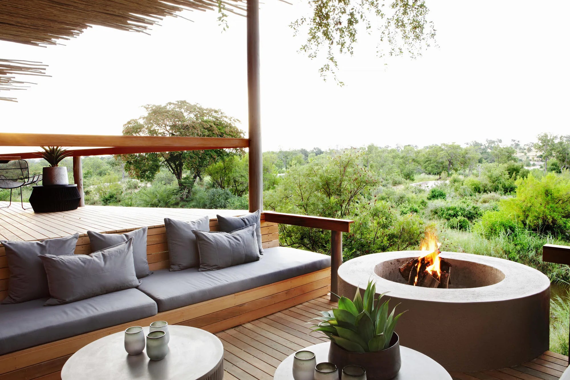 Private Granite Suites Main area at Londolozi Private Granite Suites, Londolozi Game Reserve, South Africa.