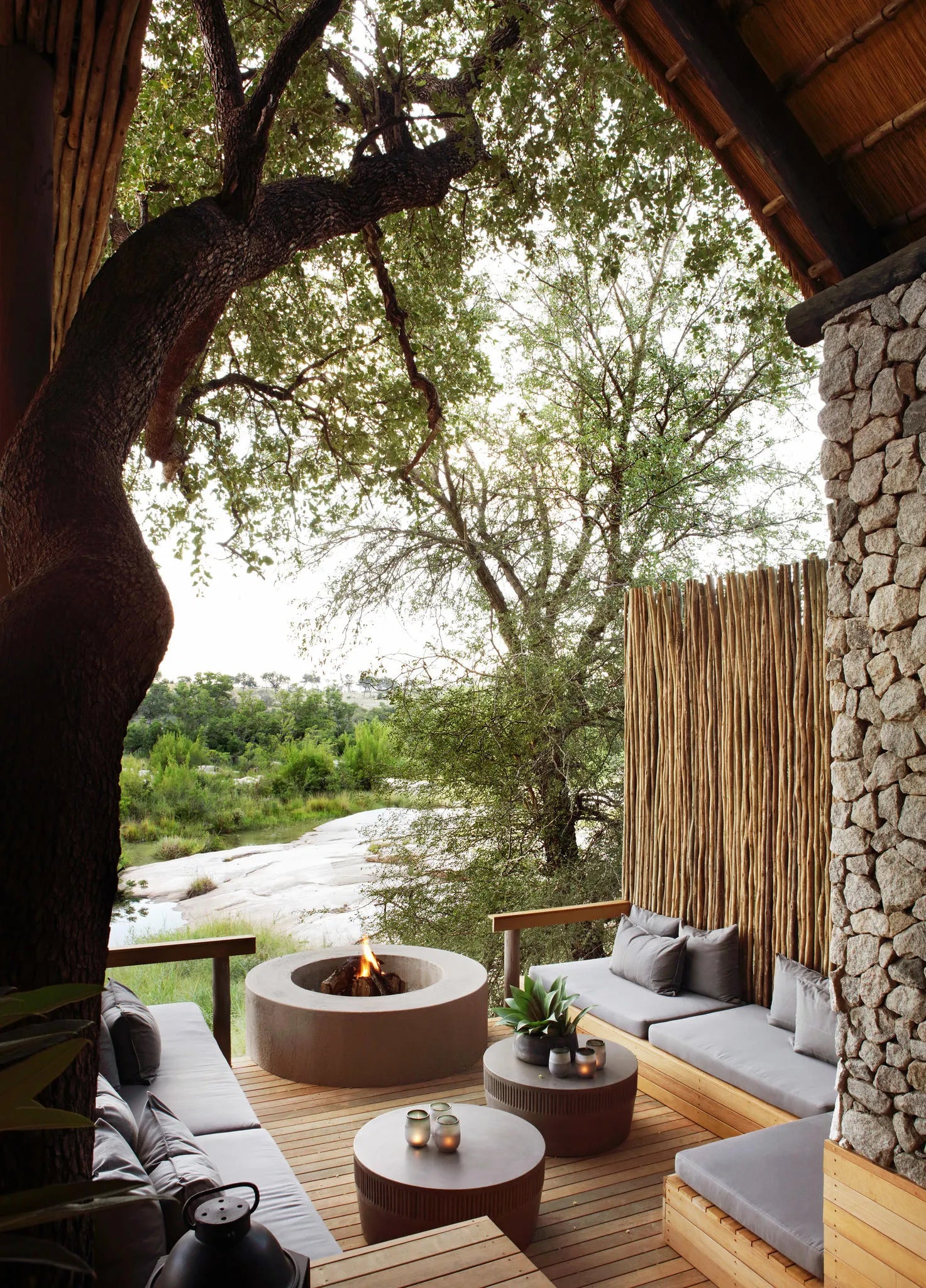 Private Granite Suites Main area at Londolozi Private Granite Suites, Londolozi Game Reserve, South Africa.