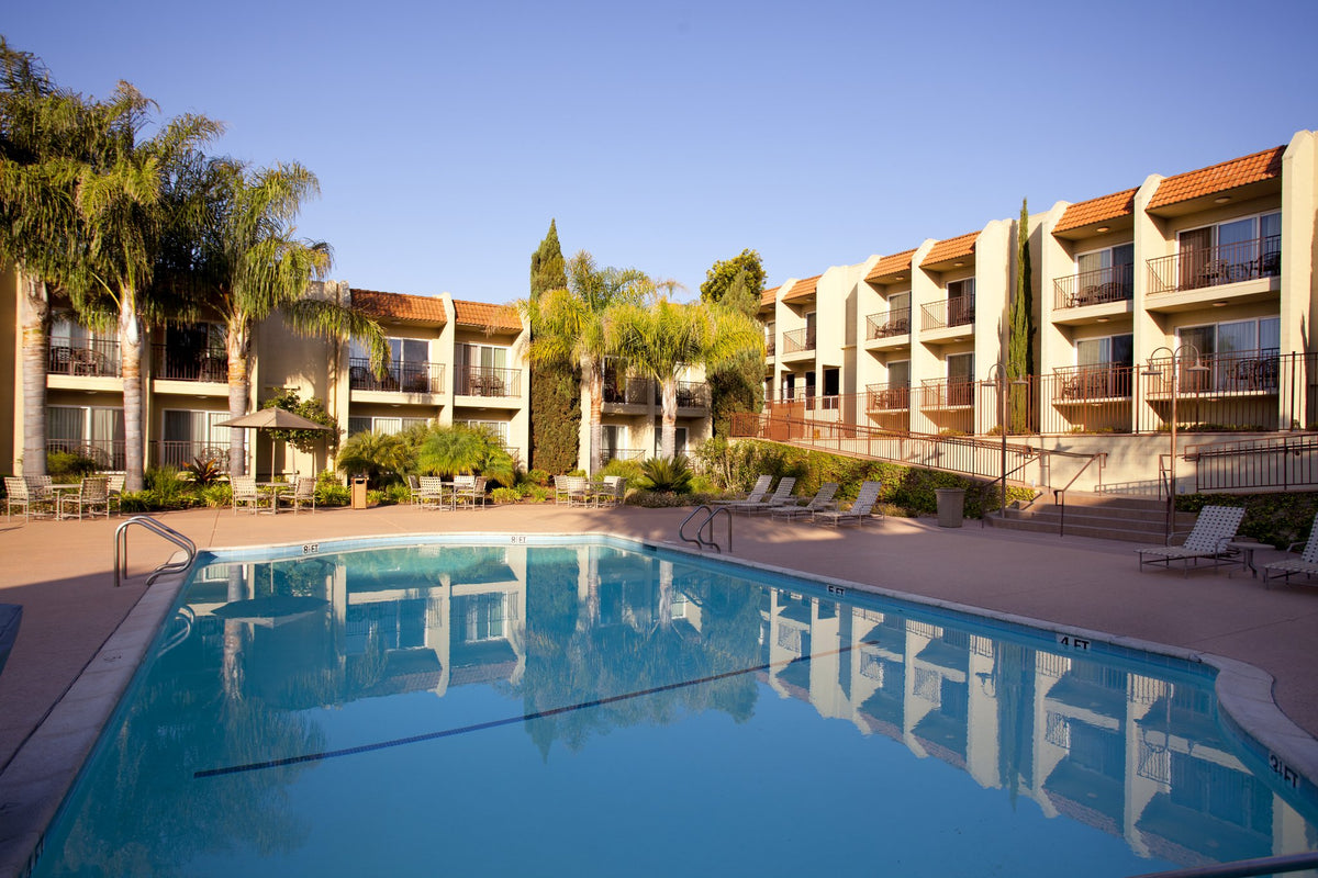 Best Western Plus Royal Oak Hotel