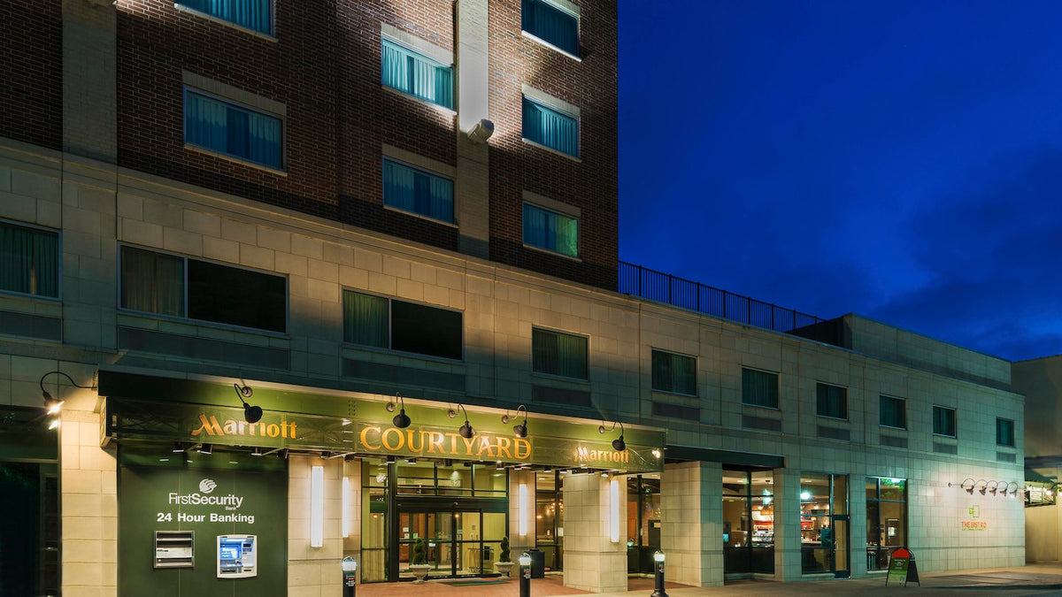 Courtyard by Marriott Downtown Little Rock