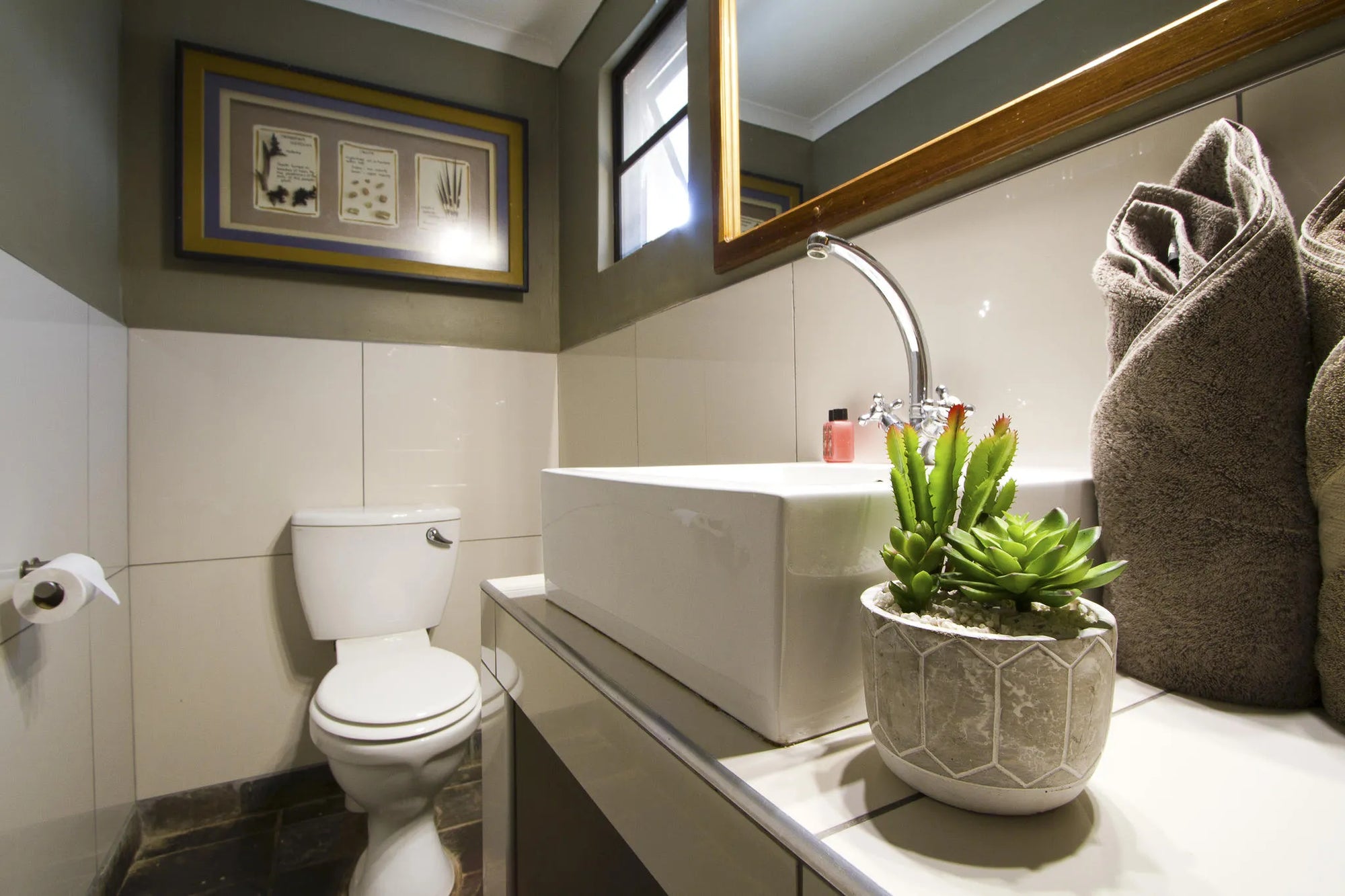 Room gallery image 2.