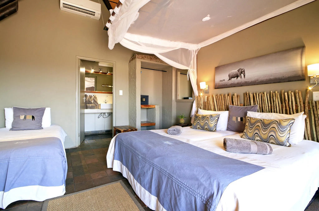Room gallery image 1.