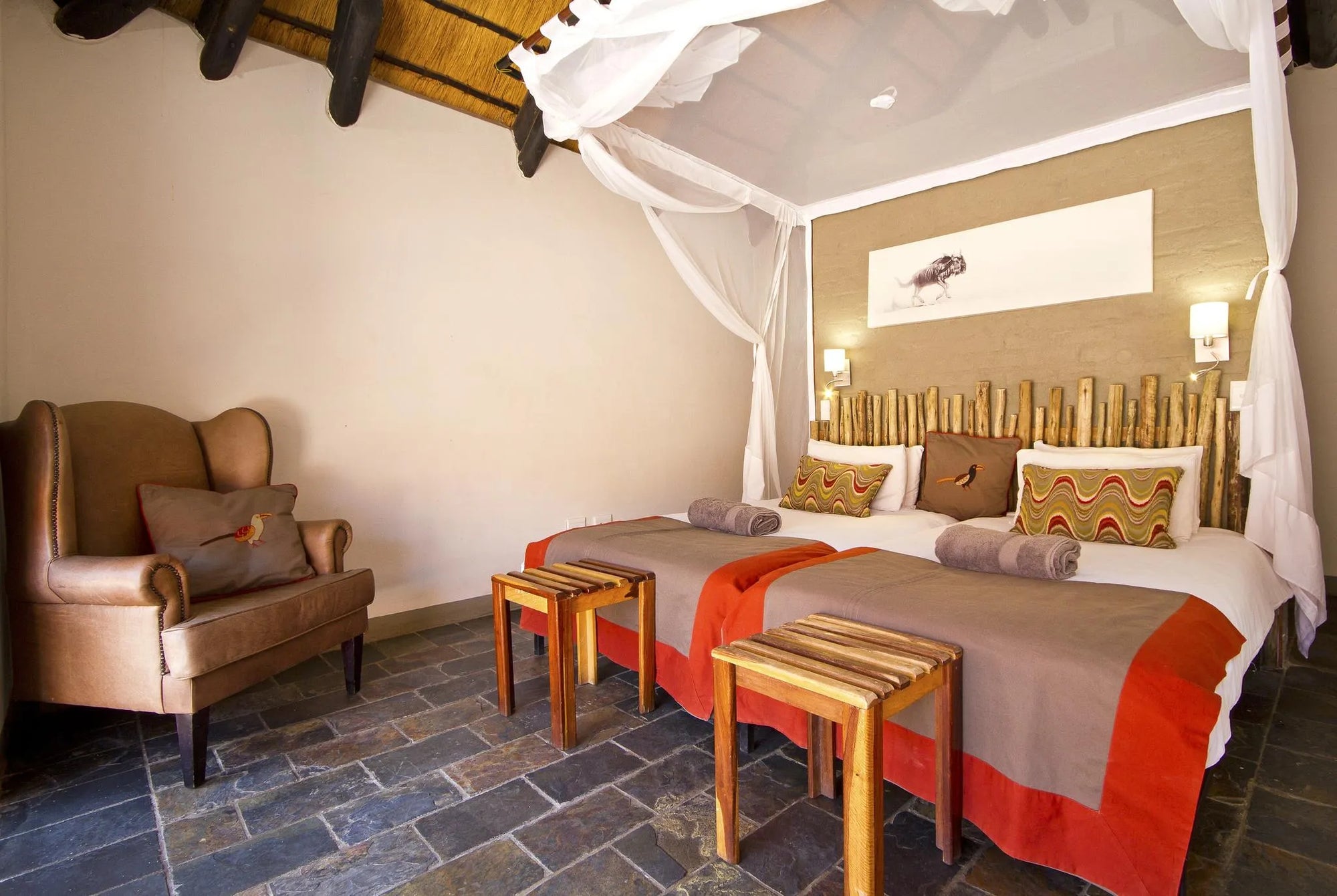 Room gallery image 1.