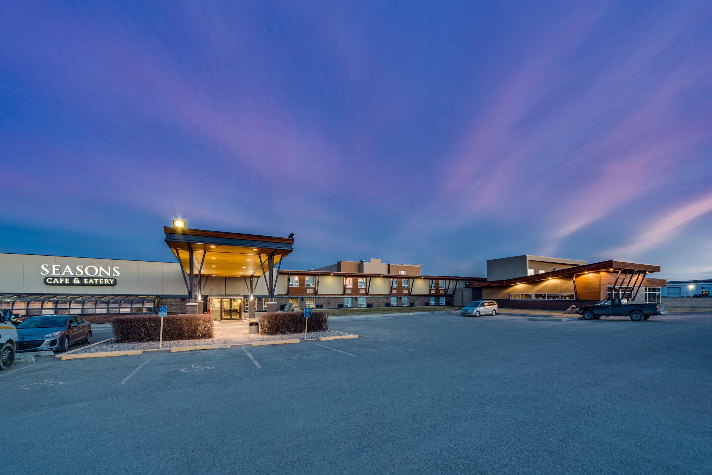 Heritage Inn Hotel & Convention Centre Pincher Creek
