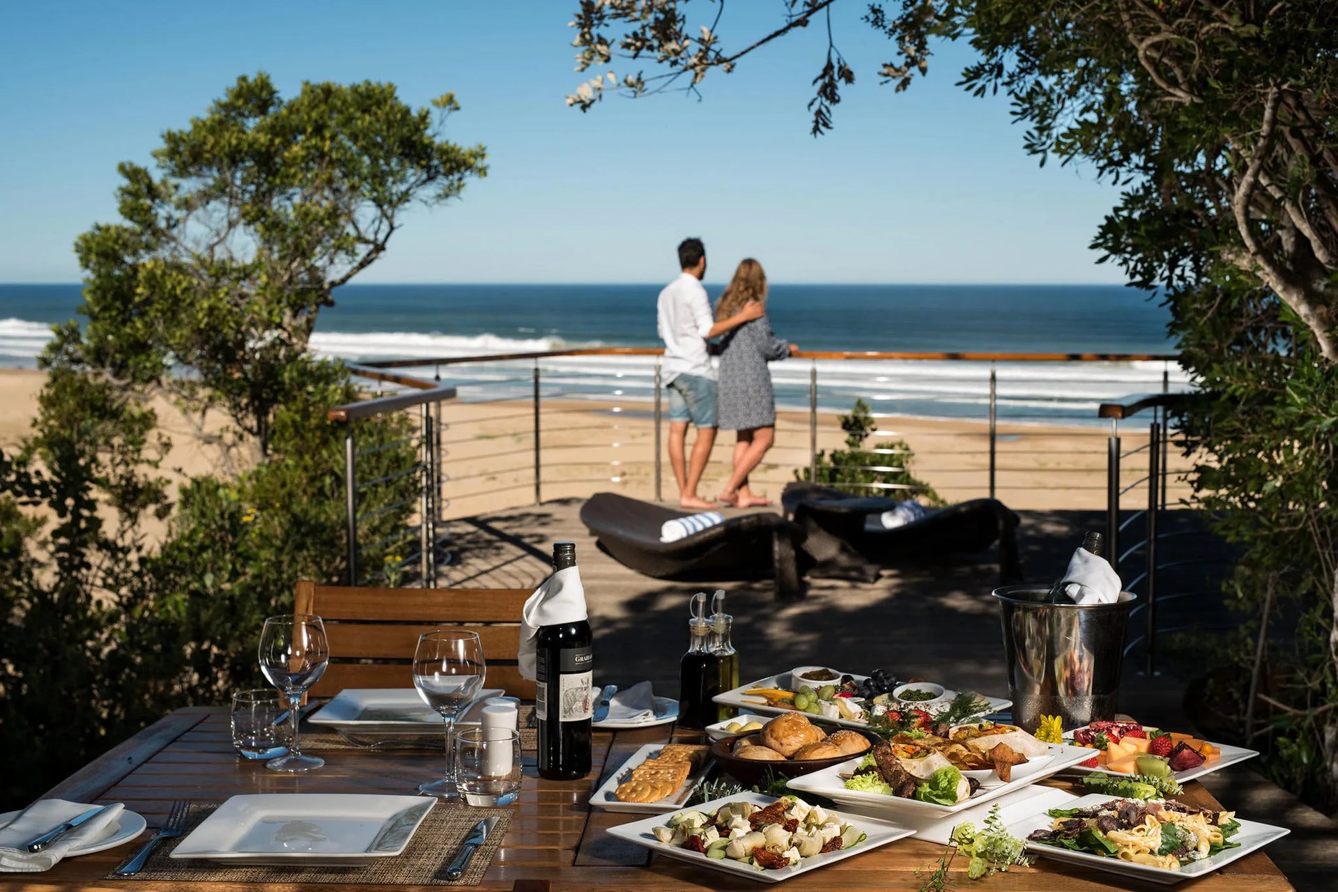 Beach lunches