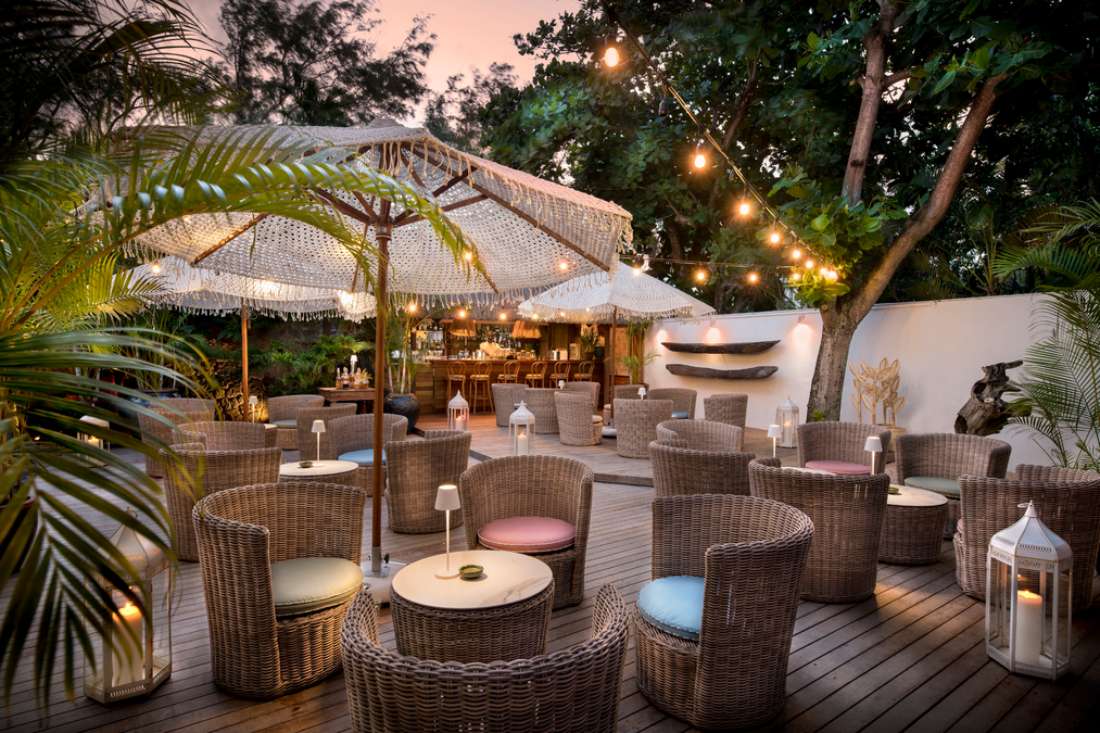 La Maison Dining