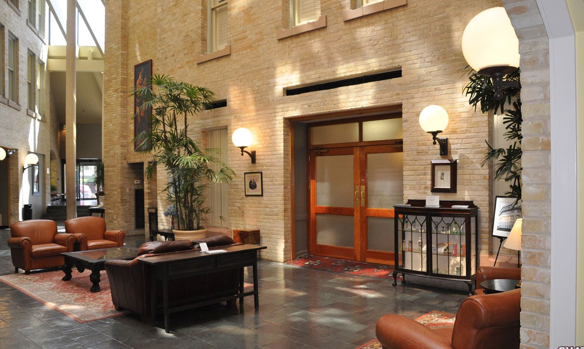 The Crockett Hotel