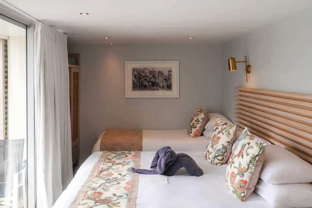 Room gallery image 1.
