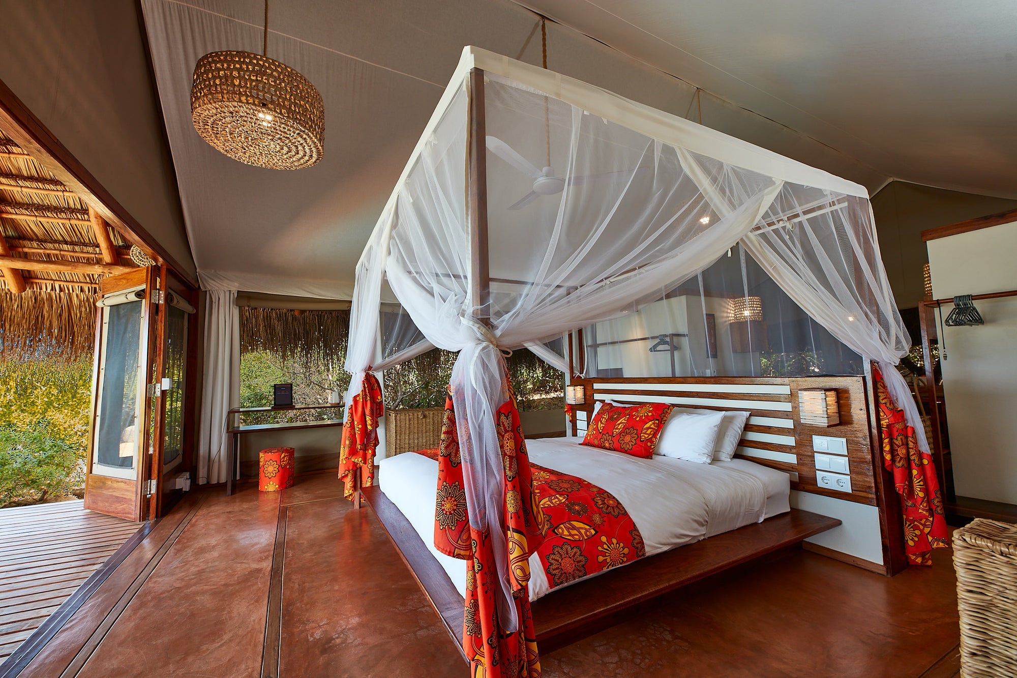 LUXURY SAFARI TENTED SUITES (units n.3-8)