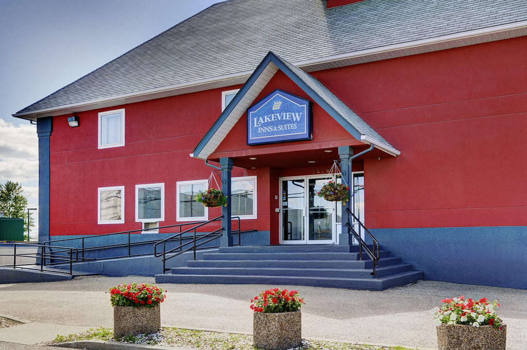 Lakeview Inns & Suites Fort St. John