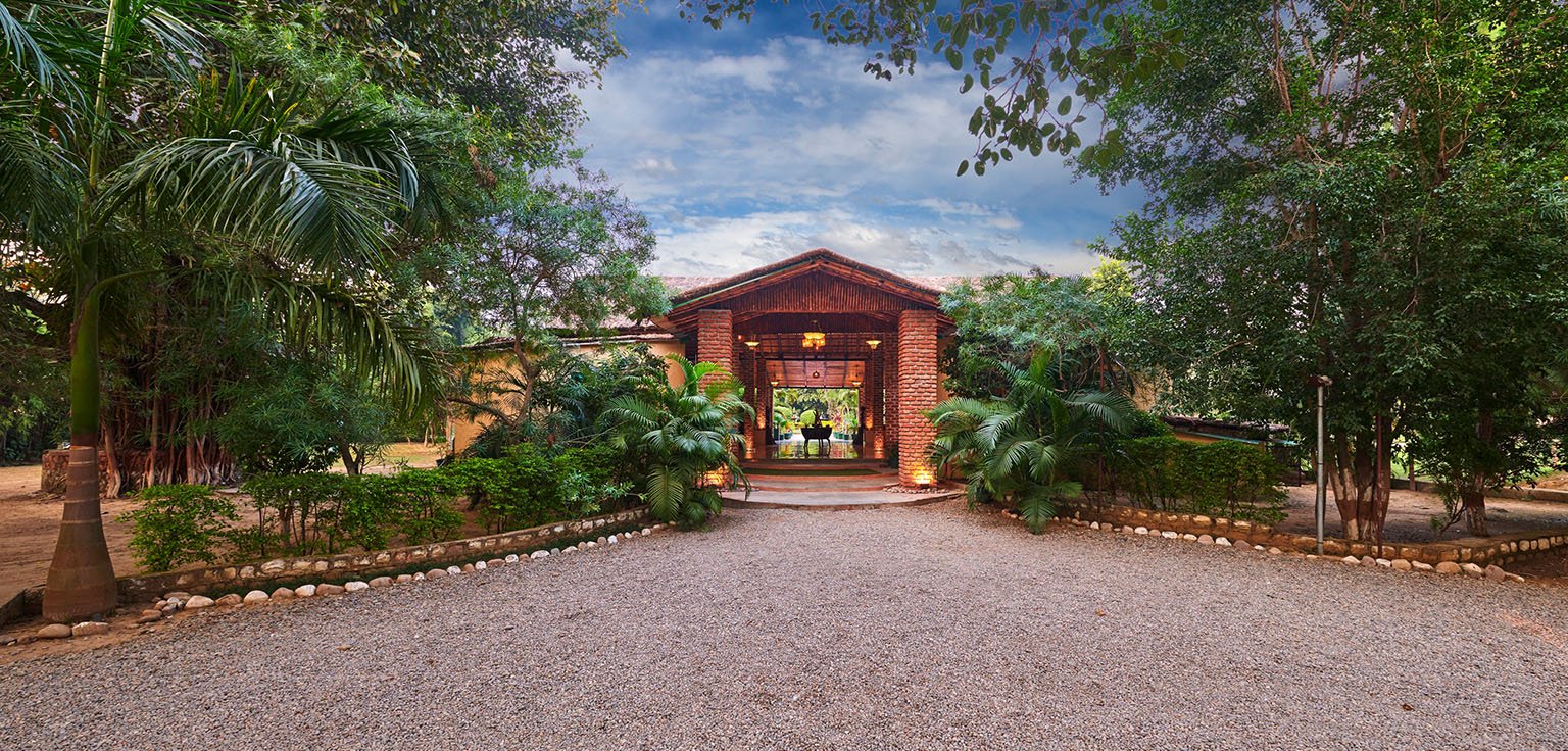 Acorn Hideaway Resort & Spa Jim Corbett